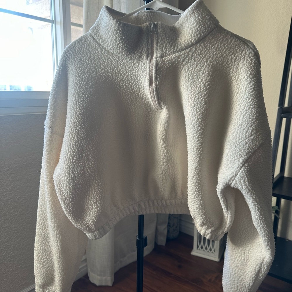 Amazon Essentials Cream Quarter-Zip Women's Sweater